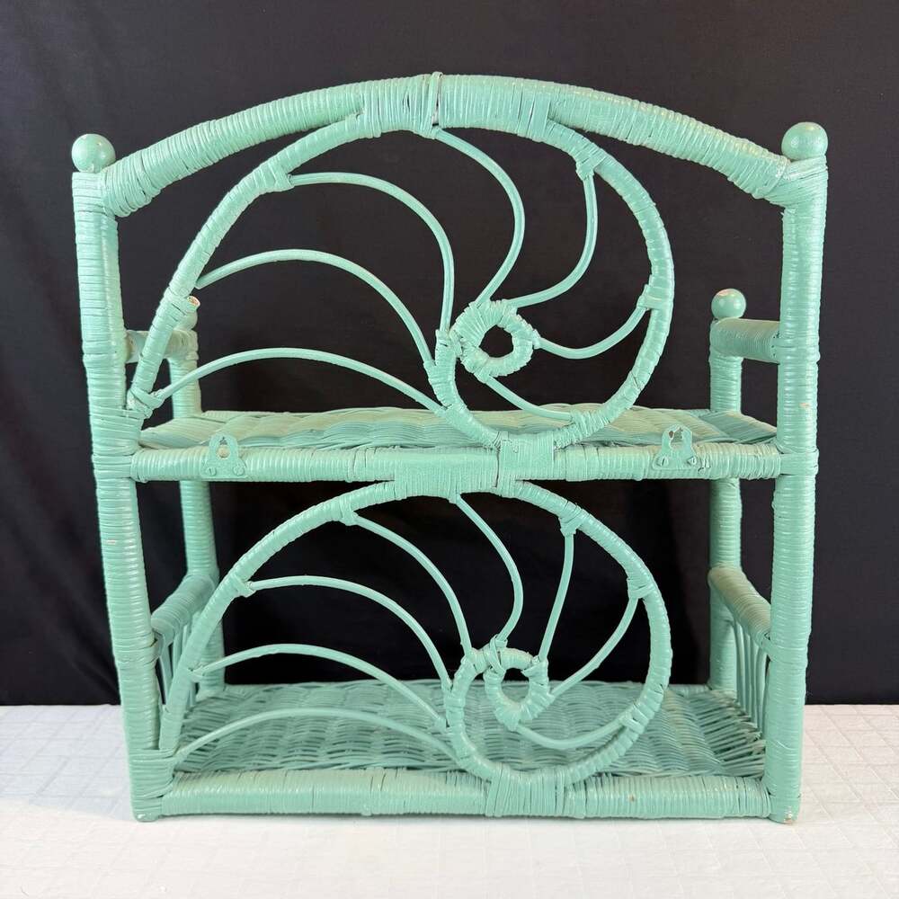 vintage two-tier mint green wicker wall shelf coastal shell design 17.5”x15.5”